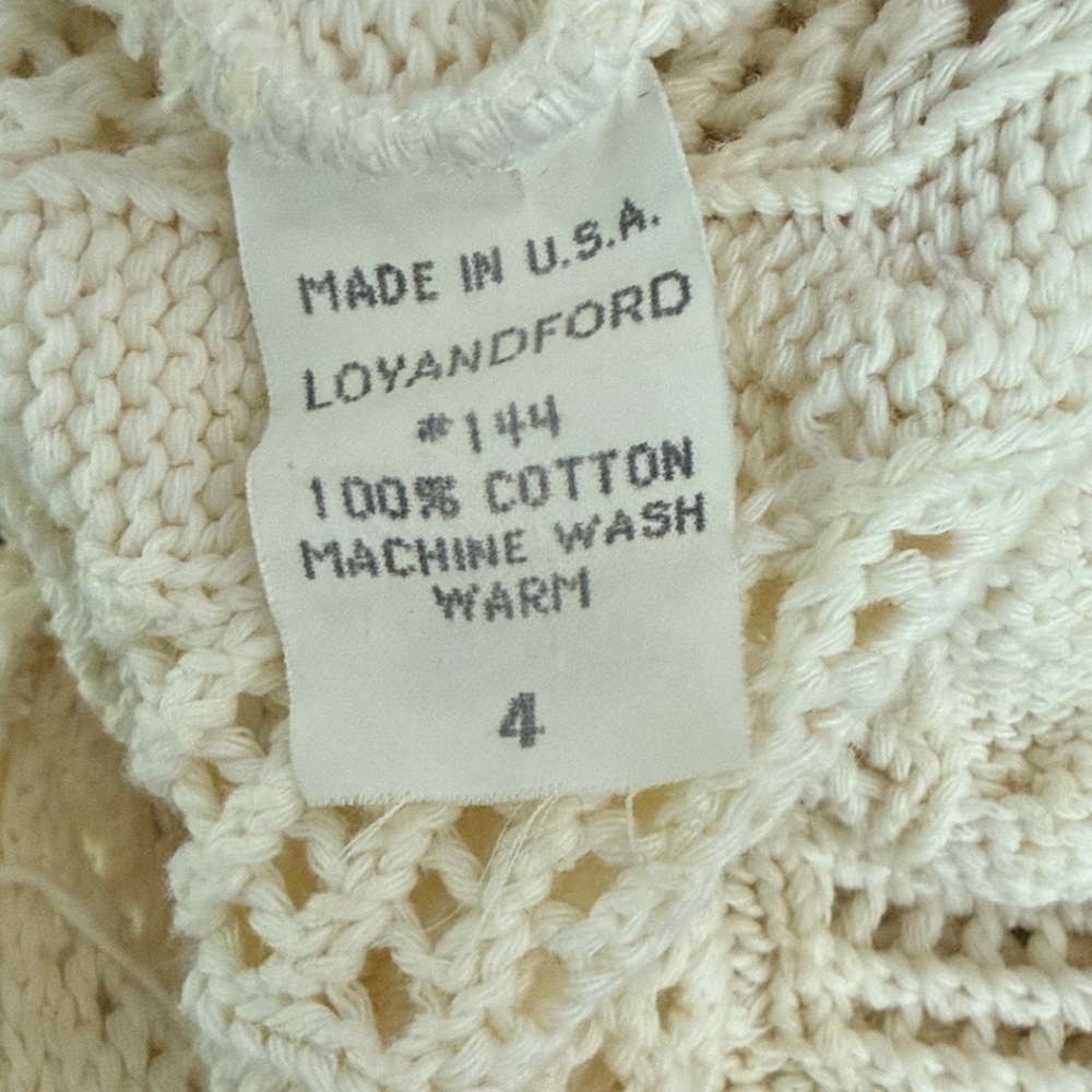 Loyandford Crochet Knit Sleeveless Asymmetrical Ivory Top - Picture 8 of 8